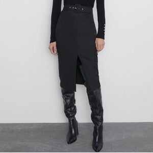 Zara NWT; Black Pencil Skirt with Belt; Size L